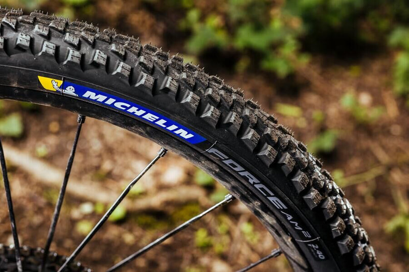 Force AM2 Competition Bicycle Tire Black - 29" x 2.60"| 66-622