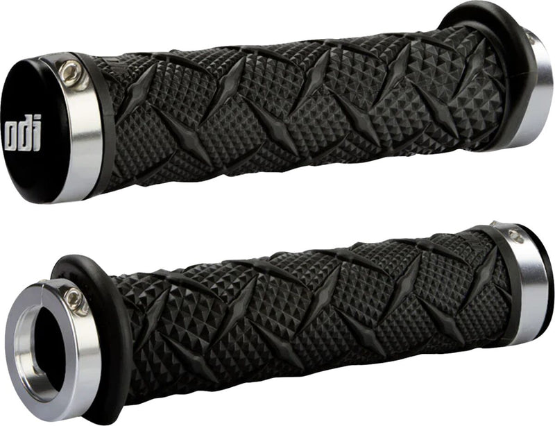 Xtreme Lock-On ATV Grips Black / Silver - 13 CM