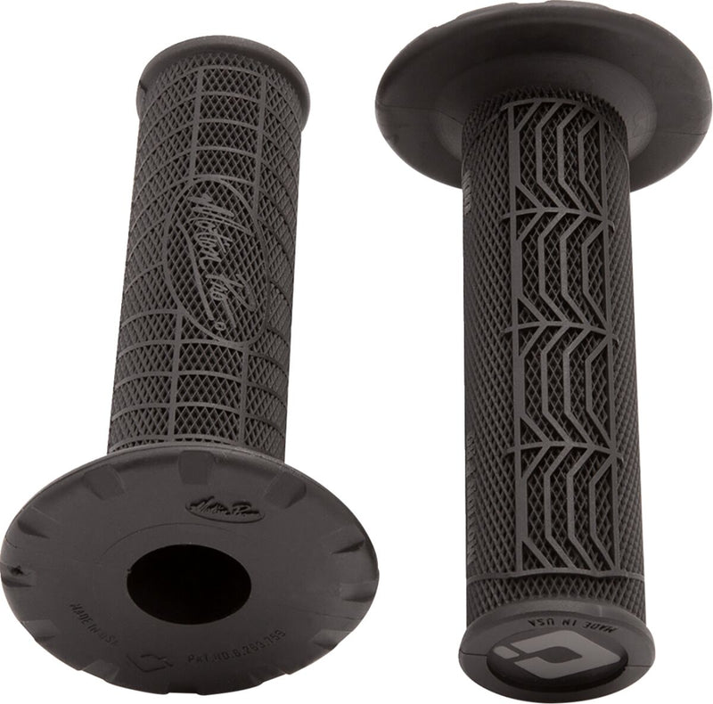 DirtControl™ II Grips Black - 22 MM