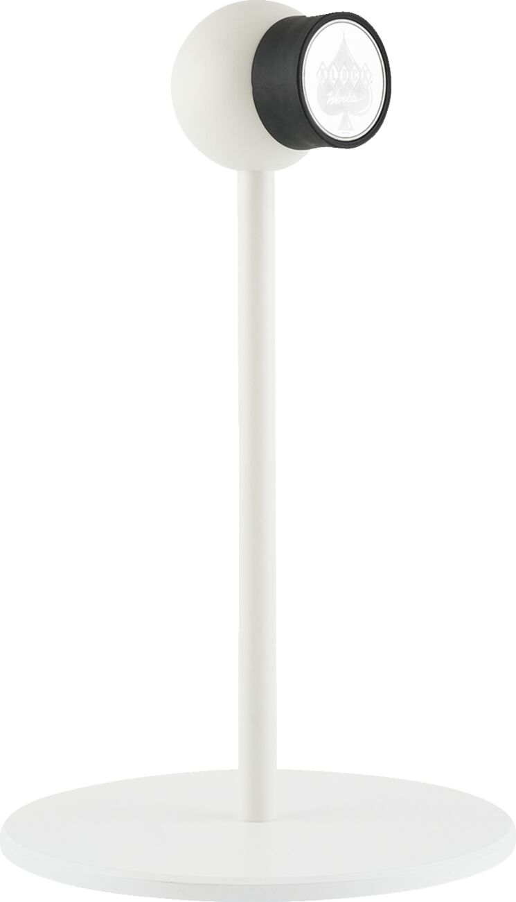 iOstand White
