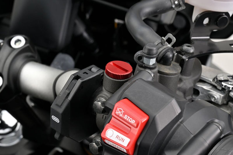 Mirror Plug Bolt Red | 06410317