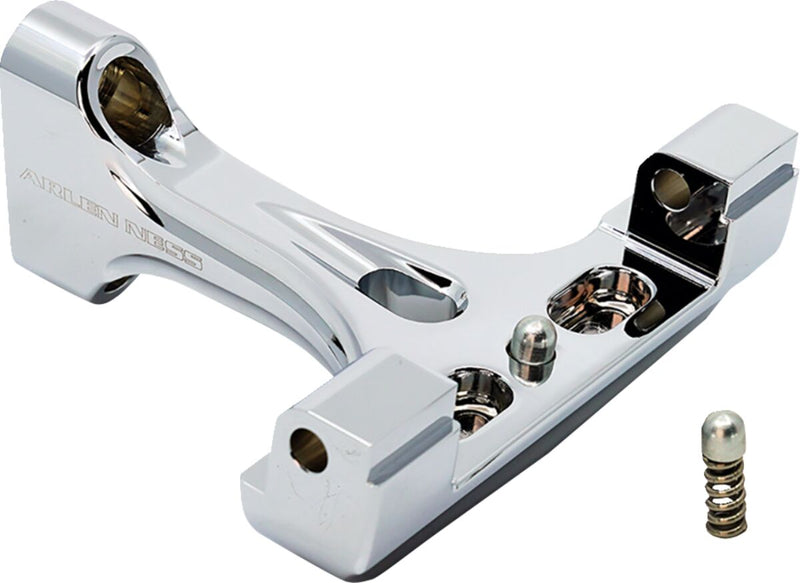 Forged Passenger Floorboard Mounts Chrome For Harley Davidson FLHTC 1340