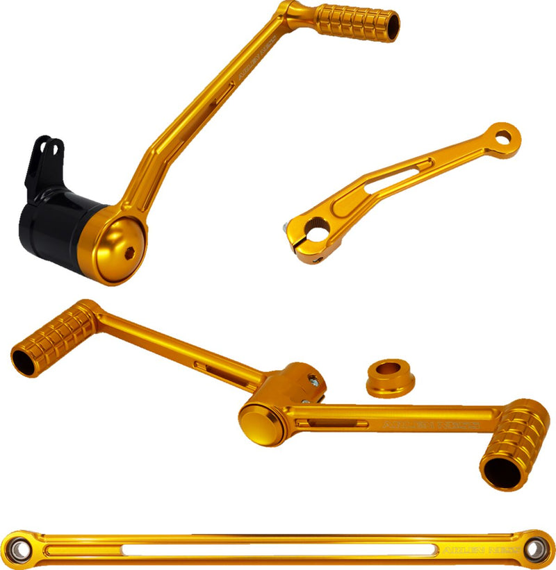 SpeedLiner Foot Control Kit Anodized / Gold For Harley Davidson FLHR 1450