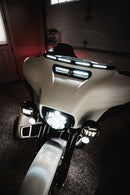 Genesis® 4 All-In-One Dynamic LED Batwing Fairing Vent Insert Black / Gloss For Harley Davidson FLH 1868 ABS 2021