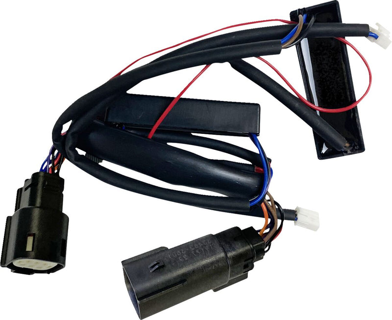Run/Brake/Turn Lighting Accessory Adapter Black For Harley Davidson FLHX 1584 2010-2011
