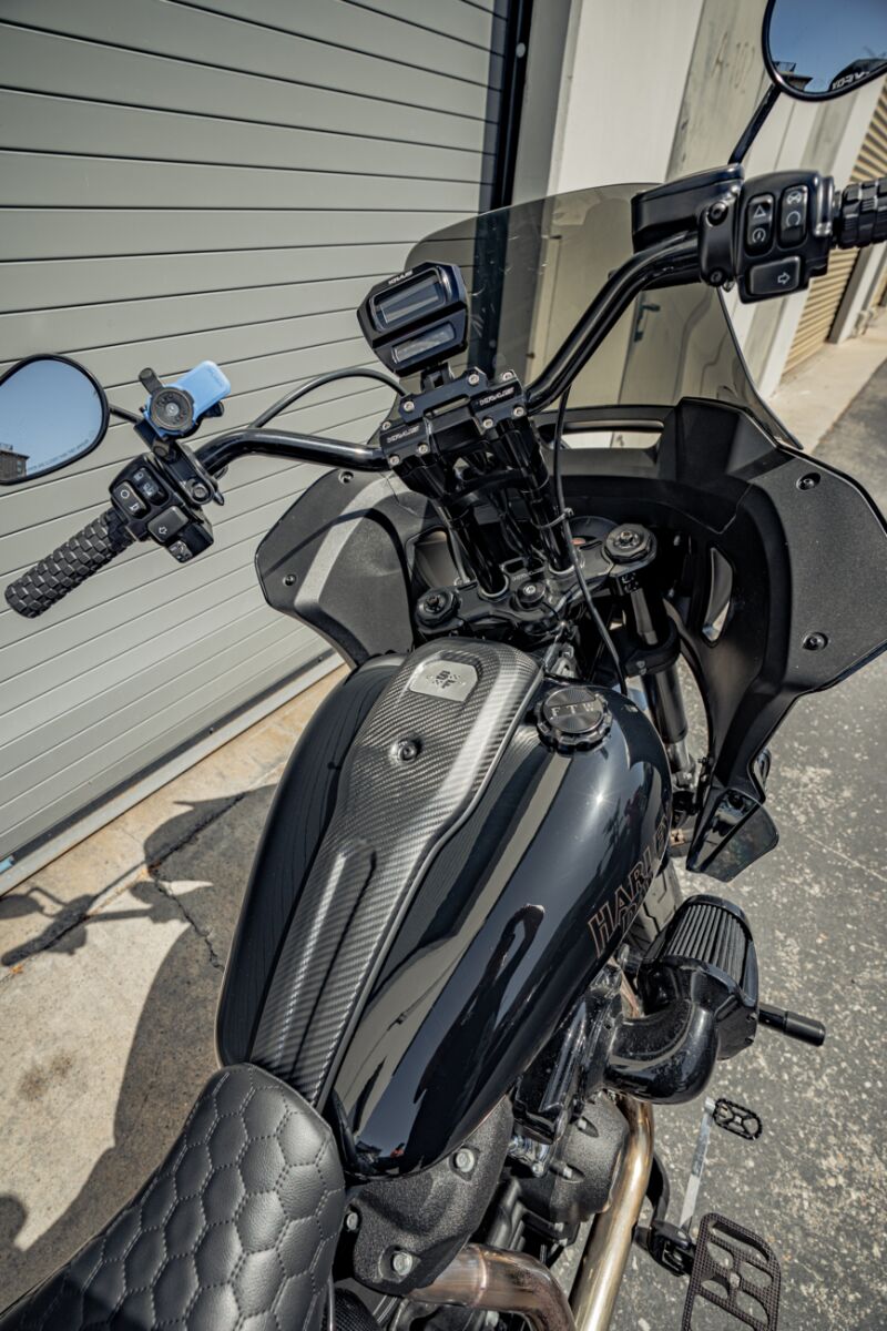 Carbon Fiber Dash Panel Black / Matt For Harley Davidson FXLRS 1923 ABS 2022-2024