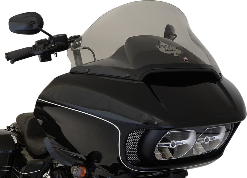 Pro Touring Flare Windshield Grey For Harley Davidson FLTRK 1868 ABS 2020-2024