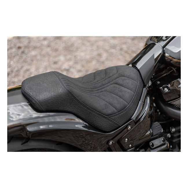 Killer Custom Seat for Avenger fender kit