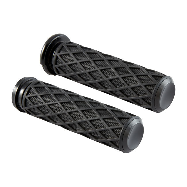 Diamond Handlebar Grip Set Black For 74-22 H-D With Single Or Dual Throttle Cables