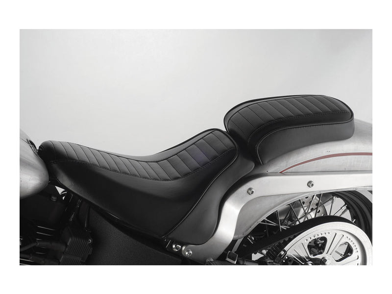 Hot Rod Series Daddy-O Horizontal Pleated Pillion Pad Black Vinyl For 00-05 Softail