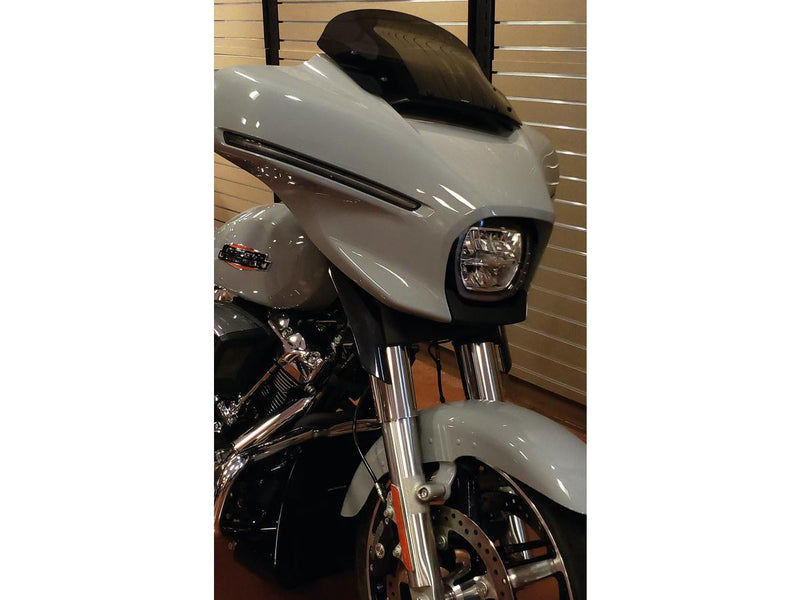 Helix Replacement Windscreen Height: 10.5" Dark Smoke For 23-25 FLHXSE
