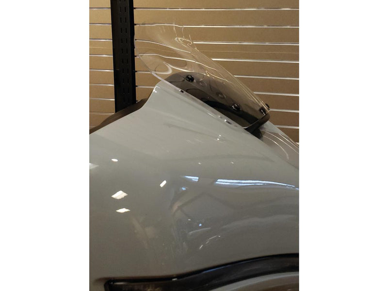 Helix Replacement Windscreen Height: 11.5" Clear