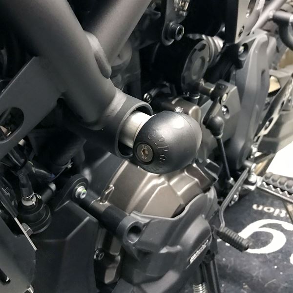 Bullet Frame Slider Set Street Black For Yamaha MT-07 2014-Current