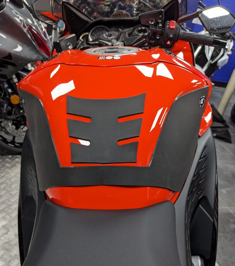 Wrap Around Tank Grip Silicone Charcoal For Suzuki Hayabusa 2021-Current