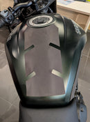 Wrap Around Tank Grip Silicone Charcoal For Suzuki GSX-8T/TT 2025>Current