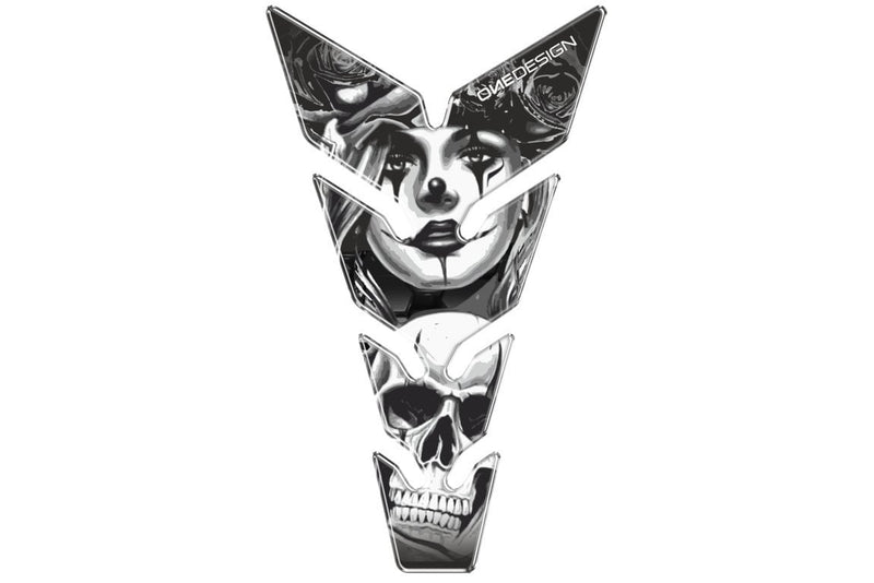 Skull & Poker Tank Pad Black