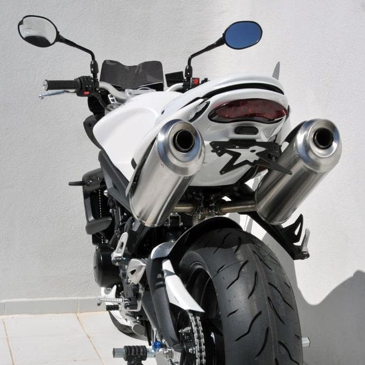 Undertray For Metallic White (Crystal White) For Triumph Street Triple 675 2012-2012