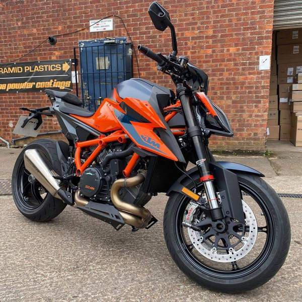 Exhaust Cheeks Matt Black For KTM 1290 Superduke R 2020-Current