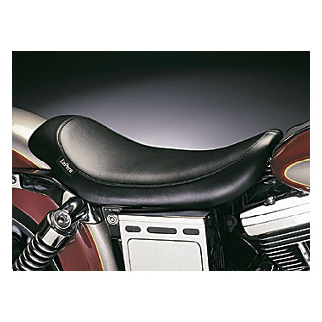 Silhouette Solo Seat Smooth For 91-95 Dyna FXD / FXDLR Convertible (NU)