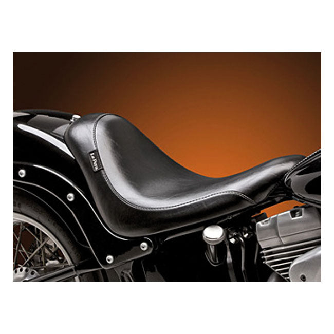 Silhouette Solo Seat Smooth For 00-07 Softail FXSTD Deuce (Excl. Other Softails) (NU)