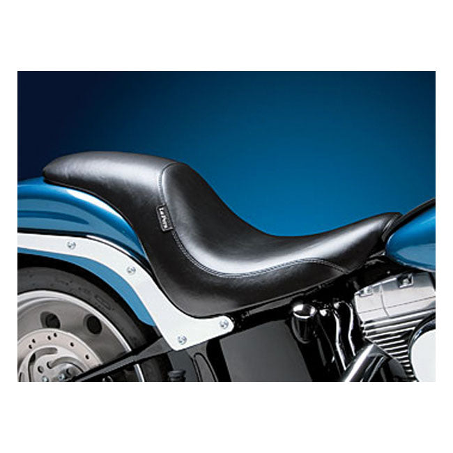 Silhouette Seat 06-17 Softail With 200 MM Rear Tire (Fender Mounted) (NU)