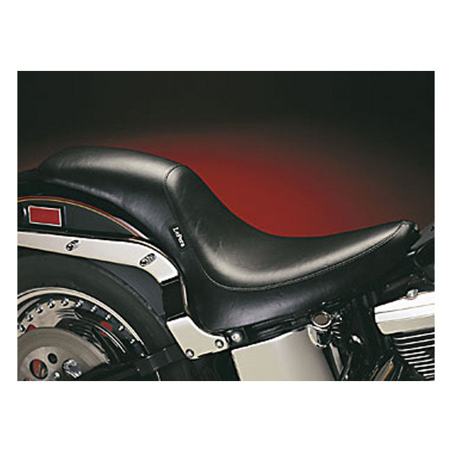 Silhouette Seat 00-17 Softail With Up To 150 MM Rear Tire (Excl. Deuce) (NU)