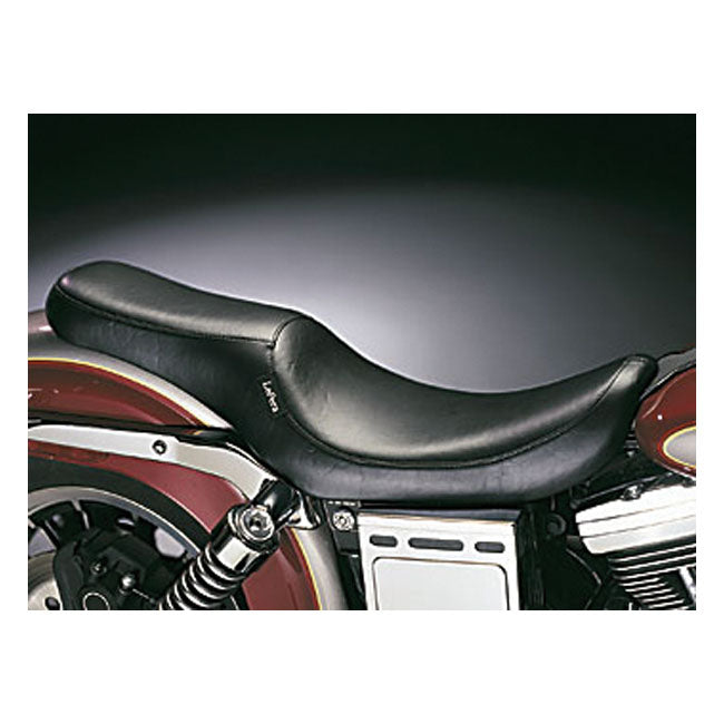 Silhouette 2-Up Seat 04-05 Dyna (Excl. FXDWG) (NU)