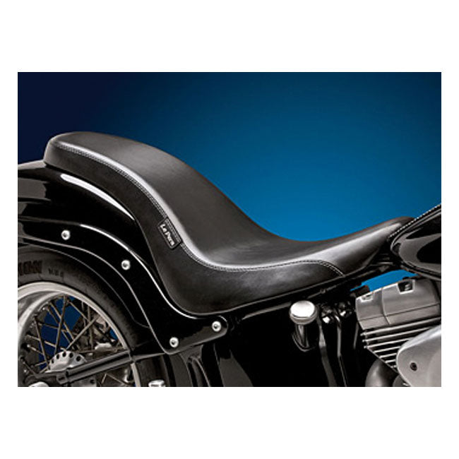 Cobra 2-Up Seat Smooth For For 06-17 Softail With 200 MM Rear Tire (NU)