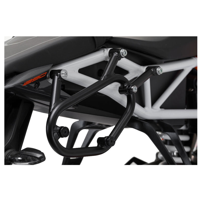 SLC Right Side Luggage Carrier Black | Vendor No HTA.04.881.11000